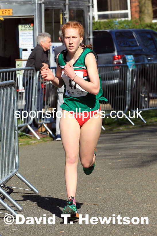 Womens Under-17s 5k, 2022 Northern 12 and 6 Stage Road Relays,  Birkenhead Park, Birkenhead, Wirral.  Photo: David T. Hewitson/Sports for All Pics